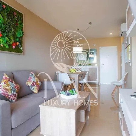 Daire Casa Front Ivan Luxury Homes 10ªplta Frontal 1ªlinea