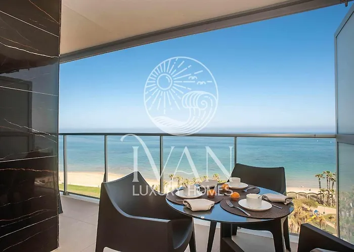 Casa Front Ivan Luxury Homes 10ªplta Frontal 1ªlinea 公寓