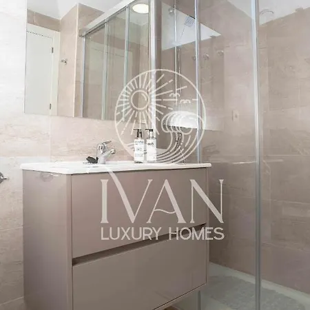 Casa Front Ivan Luxury Homes 10ªpta Frontal 1ªlinea Apartment *